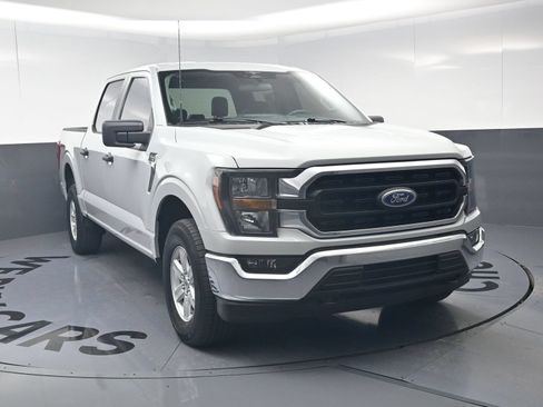 Used 2023 Ford F150 XLT AWD/4WD image 3