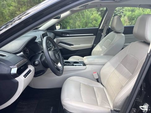 Used 2019 Nissan Altima 2.5 SL FWD image 4
