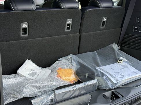New 2027 INFINITI QX80 Sensory AWD/4WD image 30