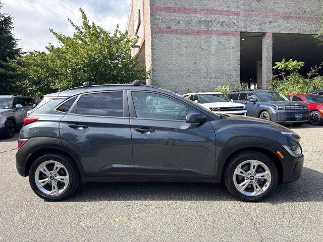 Used 2023 Hyundai Kona SEL AWD/4WD image 13