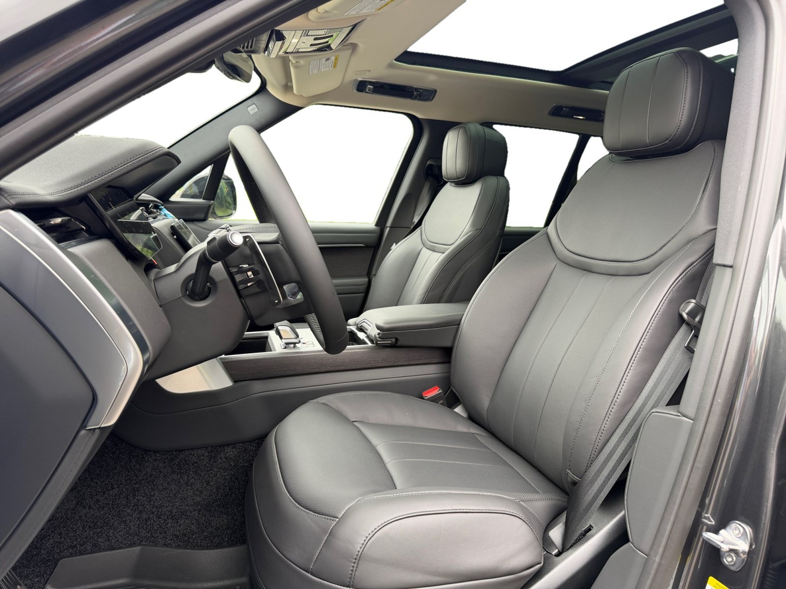 New 2026 Land Rover Range Rover SE AWD/4WD image 10