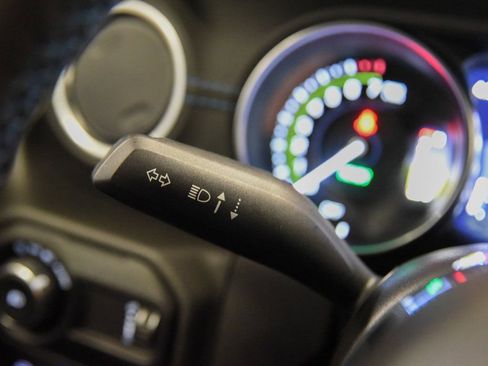 Used 2023 Jeep Wrangler Unlimited Rubicon 4xe w/ Cold Weather Group image 26