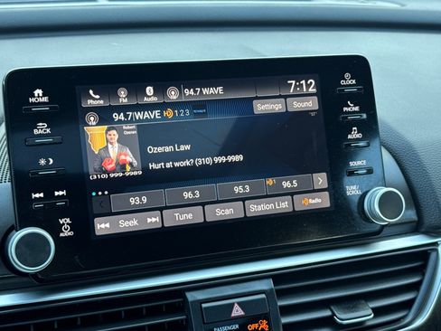 Used 2018 Honda Accord EX image 20