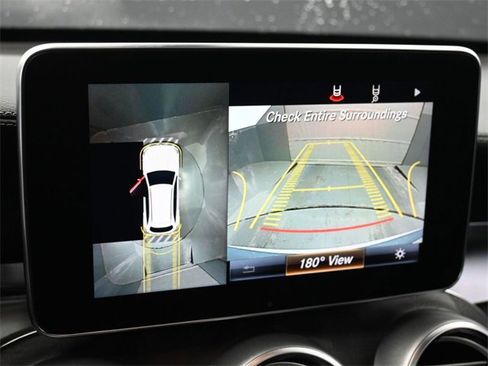 Used 2018 Mercedes-Benz GLC 350e 4MATIC image 27