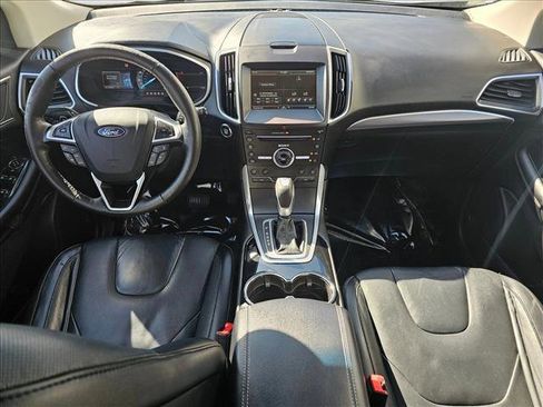 Used 2015 Ford Edge Titanium w/ Equipment Group 301A AWD/4WD image 17