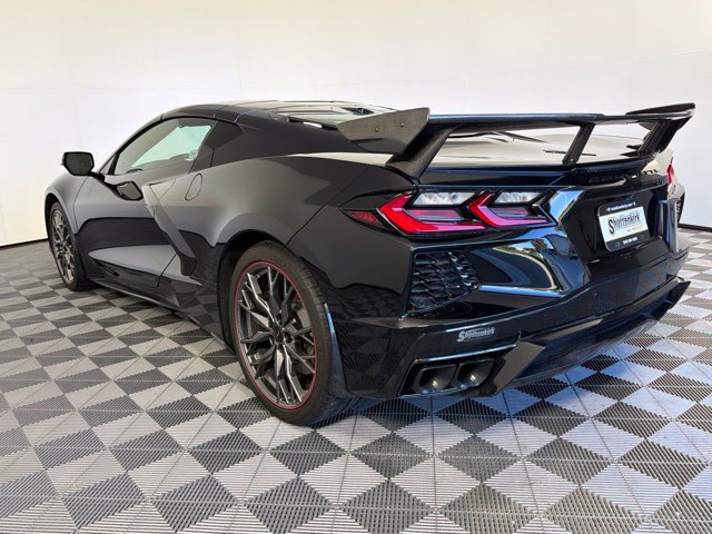 Used 2024 Chevrolet Corvette Stingray Premium Cpe w/ Z51 Performance Package RWD image 8