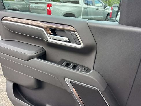 New 2026 Chevrolet Silverado 1500 RST AWD/4WD image 7