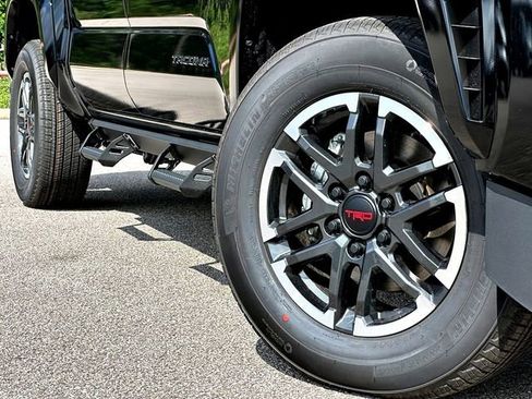 New 2026 Toyota Tacoma TRD Sport RWD image 2