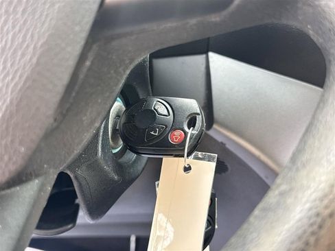 Used 2018 Ford Escape SE image 7