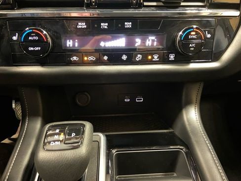 Certified 2023 Nissan Pathfinder SV image 20