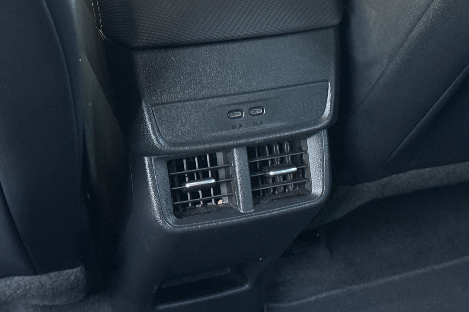 Used 2026 Chevrolet Equinox LT w/ Convenience Package II FWD image 15