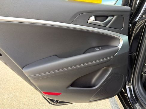 Used 2026 Genesis G70 2.5T RWD image 21