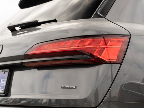 New 2026 Audi Q7 3.0T Premium Plus AWD/4WD image 32