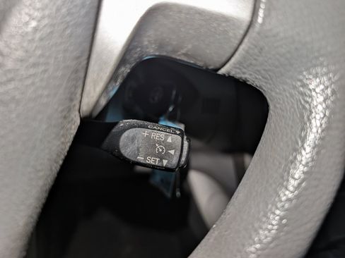 Used 2010 Toyota Corolla LE image 38