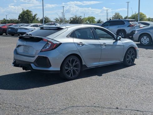 Used 2017 Honda Civic Sport image 4