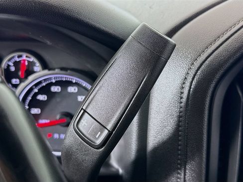 Used 2023 Chevrolet Silverado 2500 LT AWD/4WD image 17