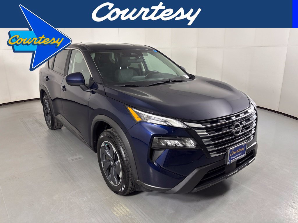 Used 2025 Nissan Rogue SV FWD image 1