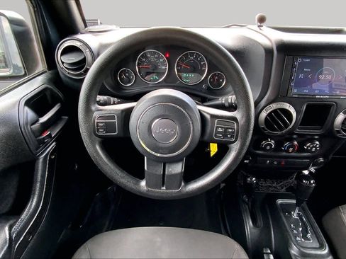 Used 2017 Jeep Wrangler Unlimited Sport AWD/4WD image 6