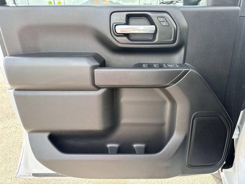Certified 2024 GMC Sierra 2500 Pro w/ 1SA Pro Safety Plus Package AWD/4WD image 18