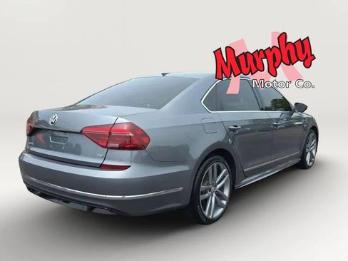 Used 2017 Volkswagen Passat 1.8T R-Line FWD image 7