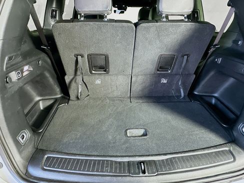 Used 2024 Jeep Grand Cherokee L Limited w/ Luxury Tech Group II image 31