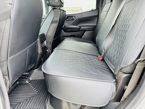 Used 2023 Chevrolet Colorado Trail Boss w/ Technology Package image 26