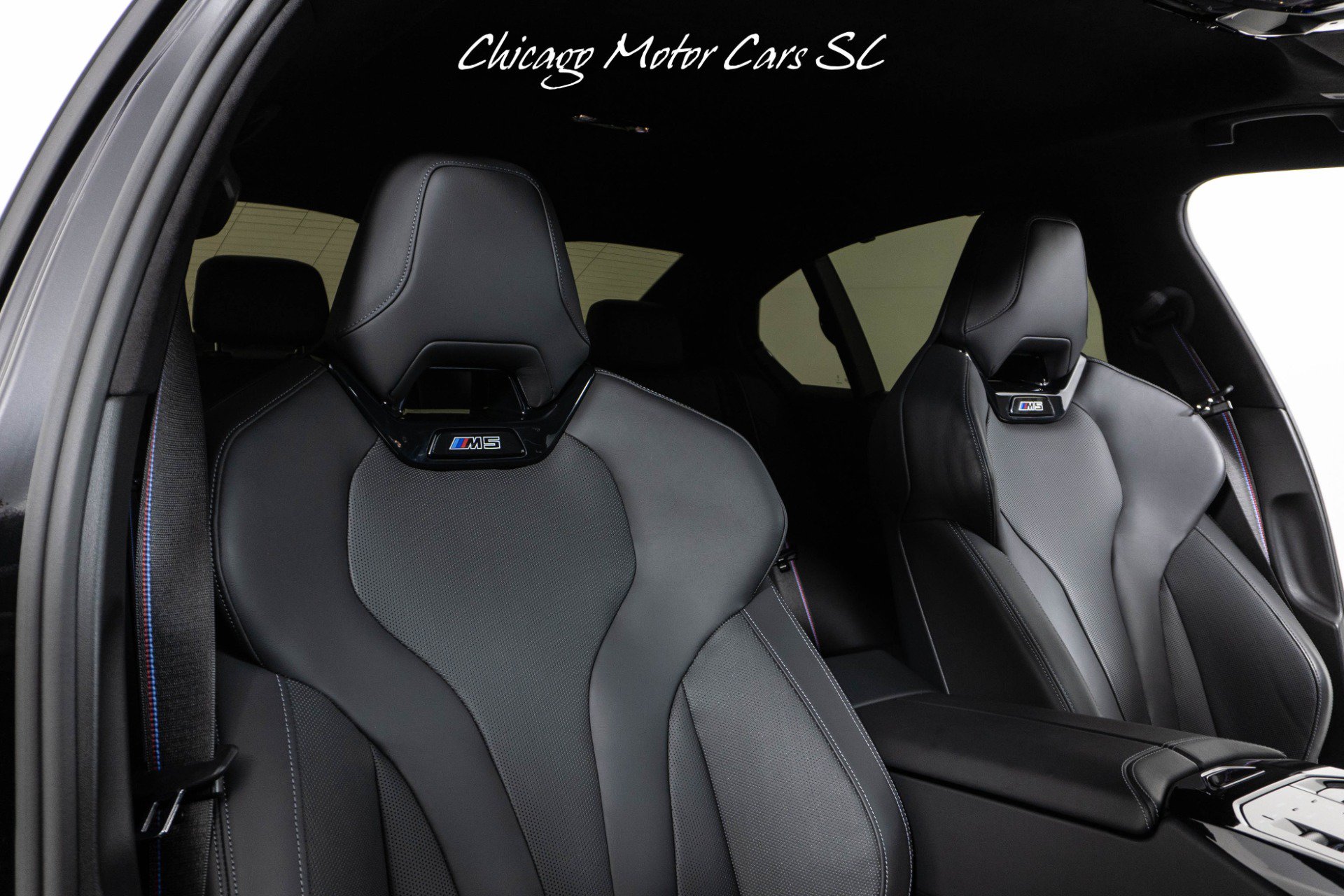 Used 2025 BMW M5 w/ Carbon Package AWD/4WD image 43