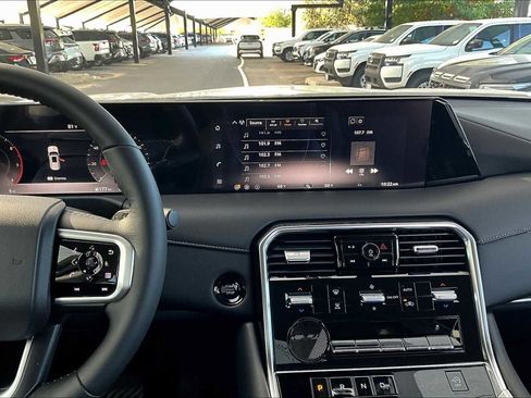 New 2026 Nissan Armada SV image 6