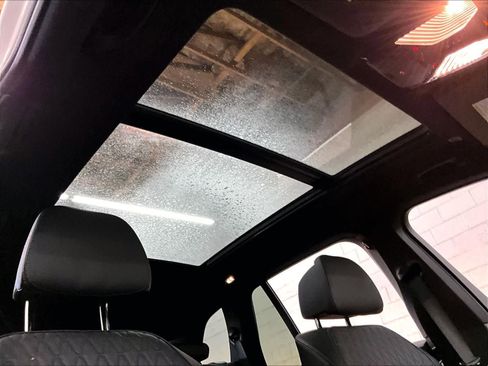 Used 2025 BMW X5 xDrive50e image 24