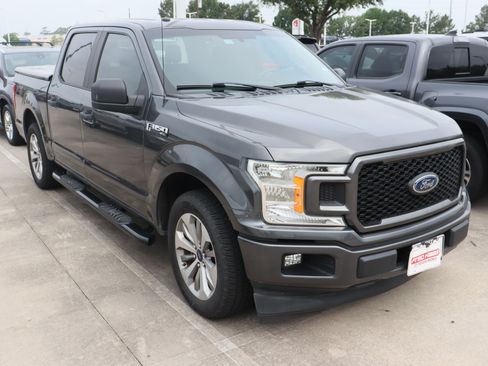 Used 2018 Ford F150 XL w/ Equipment Group 101A Mid RWD image 2