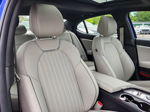 Used 2023 Genesis G70 2.0T w/ Sport Prestige Package AWD/4WD image 14