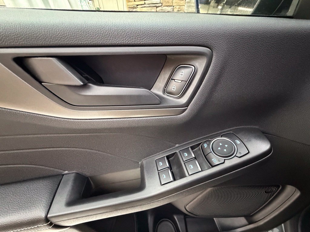 Used 2023 Ford Escape Active AWD/4WD image 26