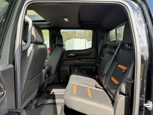 Used 2023 GMC Sierra 1500 AT4 w/ AT4 Premium Package image 26