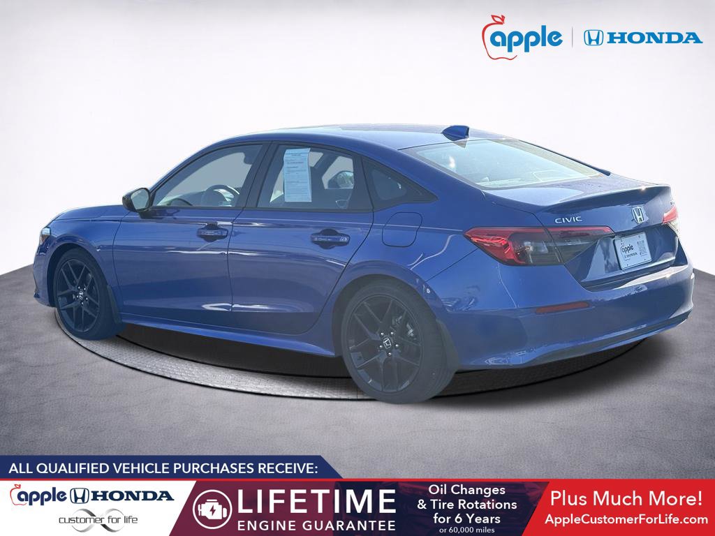 Used 2024 Honda Civic Sport image 4