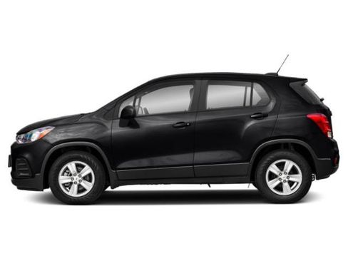 Used 2020 Chevrolet Trax LS w/ Tint and Cruise Package AWD/4WD image 3