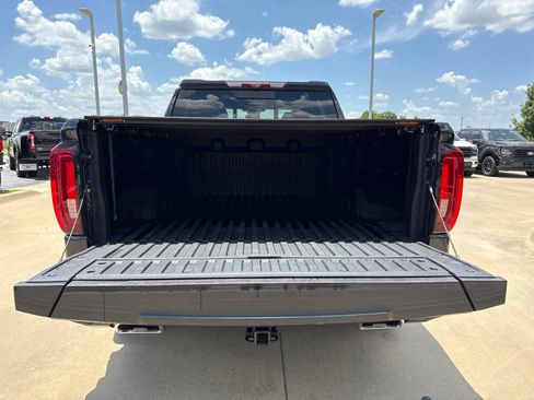 Used 2023 GMC Sierra 1500 Denali Ultimate AWD/4WD image 6