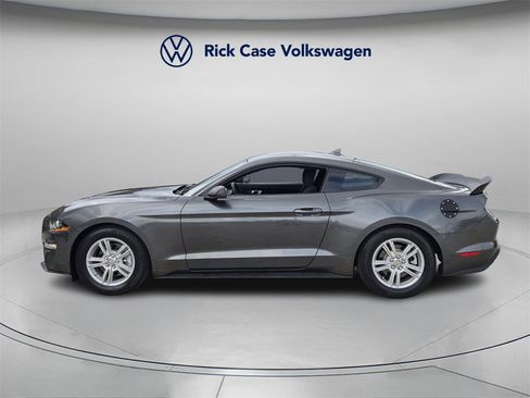 Used 2020 Ford Mustang Coupe image 4