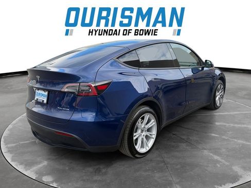 Used 2023 Tesla Model Y Long Range image 6