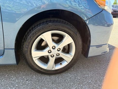 Used 2013 Toyota Corolla S FWD image 30