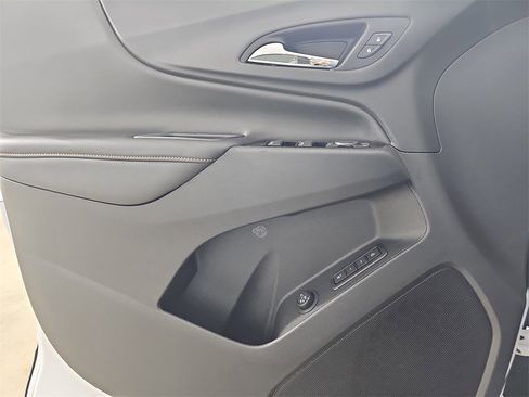 Certified 2022 Chevrolet Equinox Premier image 34