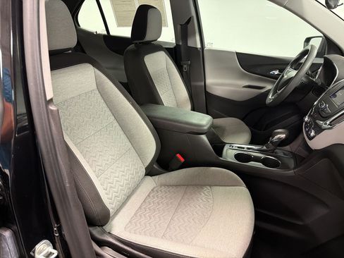 Used 2023 Chevrolet Equinox LS FWD image 22