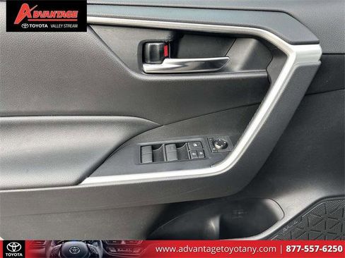 Certified 2020 Toyota RAV4 XLE w/ Convenience Package image 19