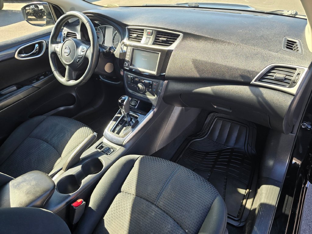 Used 2019 Nissan Sentra SR FWD image 15