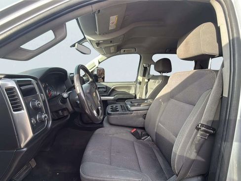 Used 2018 Chevrolet Silverado 2500 LT AWD/4WD image 11