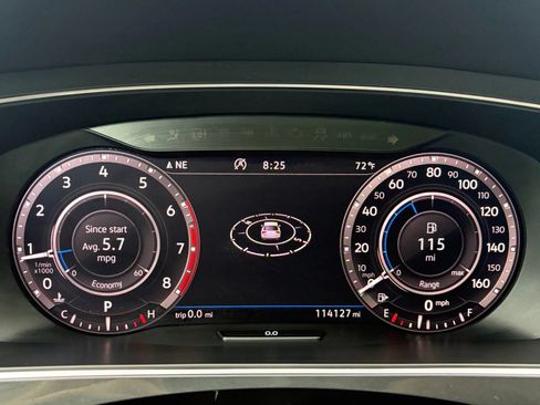 Used 2019 Volkswagen Tiguan SEL Premium w/ 3rd Row Seat Package AWD/4WD image 34