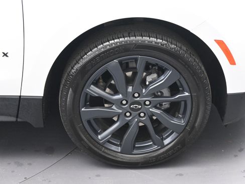 Used 2024 Chevrolet Equinox RS w/ LPO, Floor Liner Package image 12