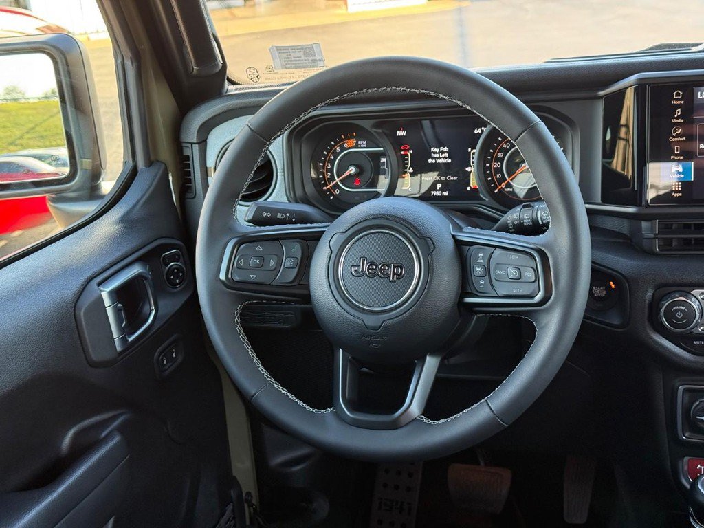 Used 2025 Jeep Wrangler Unlimited Sport AWD/4WD image 14