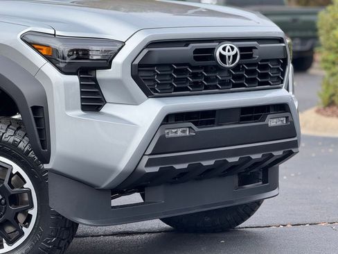 New 2025 Toyota Tacoma TRD Off-Road image 4