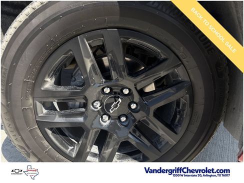 Certified 2025 Chevrolet Silverado 1500 RST w/ Texas Edition Plus RWD image 9