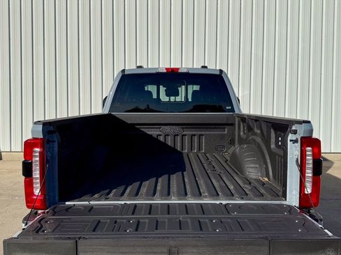 New 2025 Ford F350 Lariat w/ Lariat Ultimate Package image 15